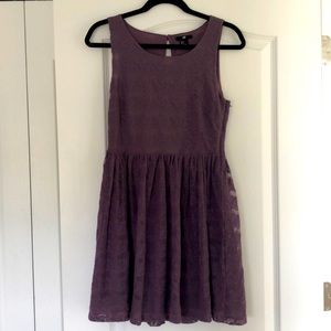 H&M sleeveless lace purple dress
